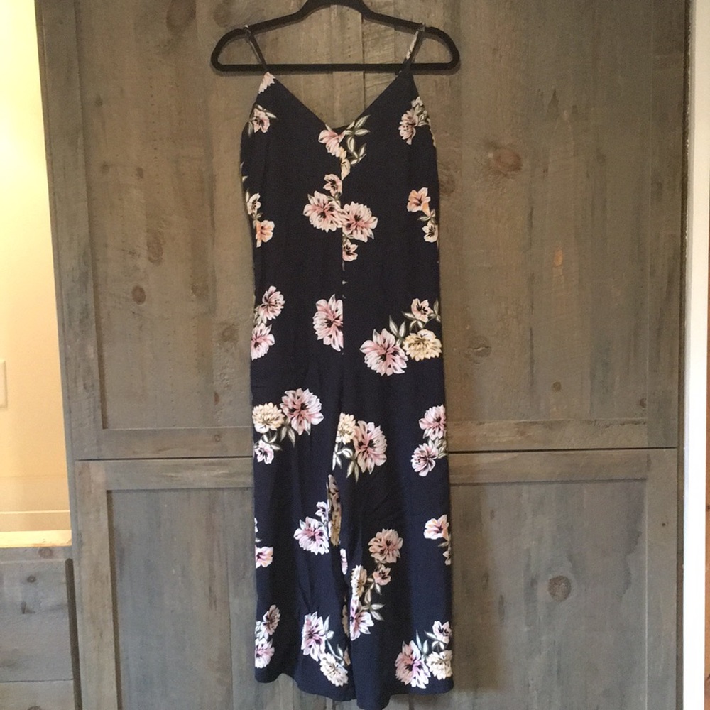 Xhilaration Navy Floral V-Neck Wide-Leg Jumpsuit